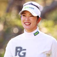 紅葉狩りで意気投合！原英莉花と吉田沙保里の特別な瞬間